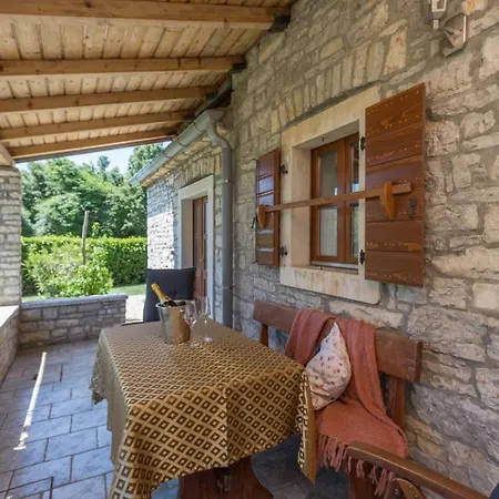 Homes Ana And Maria *