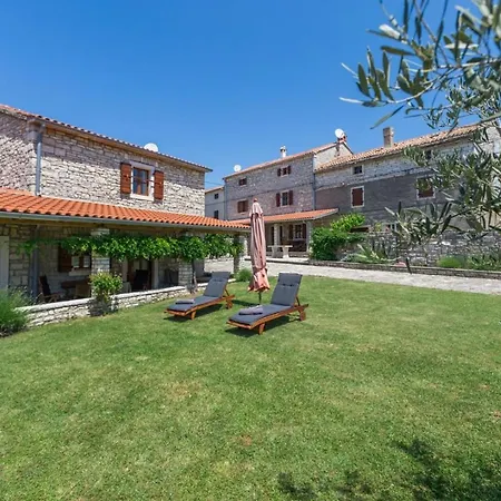 Homes Ana And Maria Holiday home