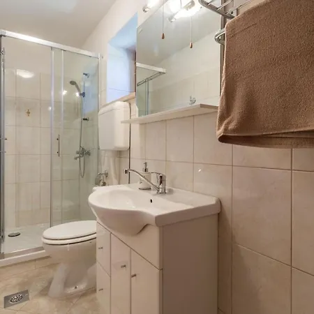 Homes Ana And Maria קאנפאנאר