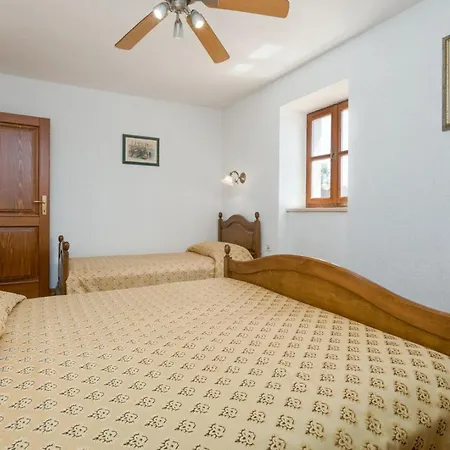 Homes Ana And Maria בית נופש