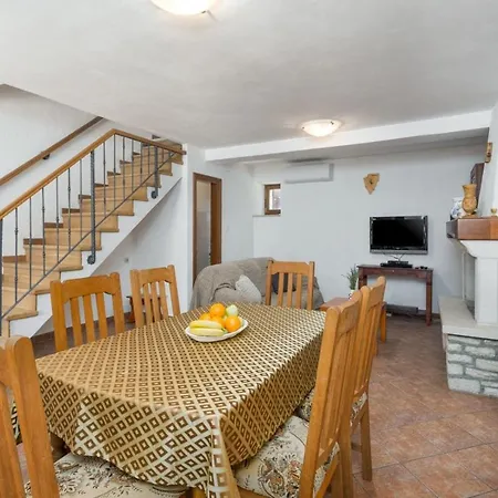 Homes Ana And Maria * קאנפאנאר